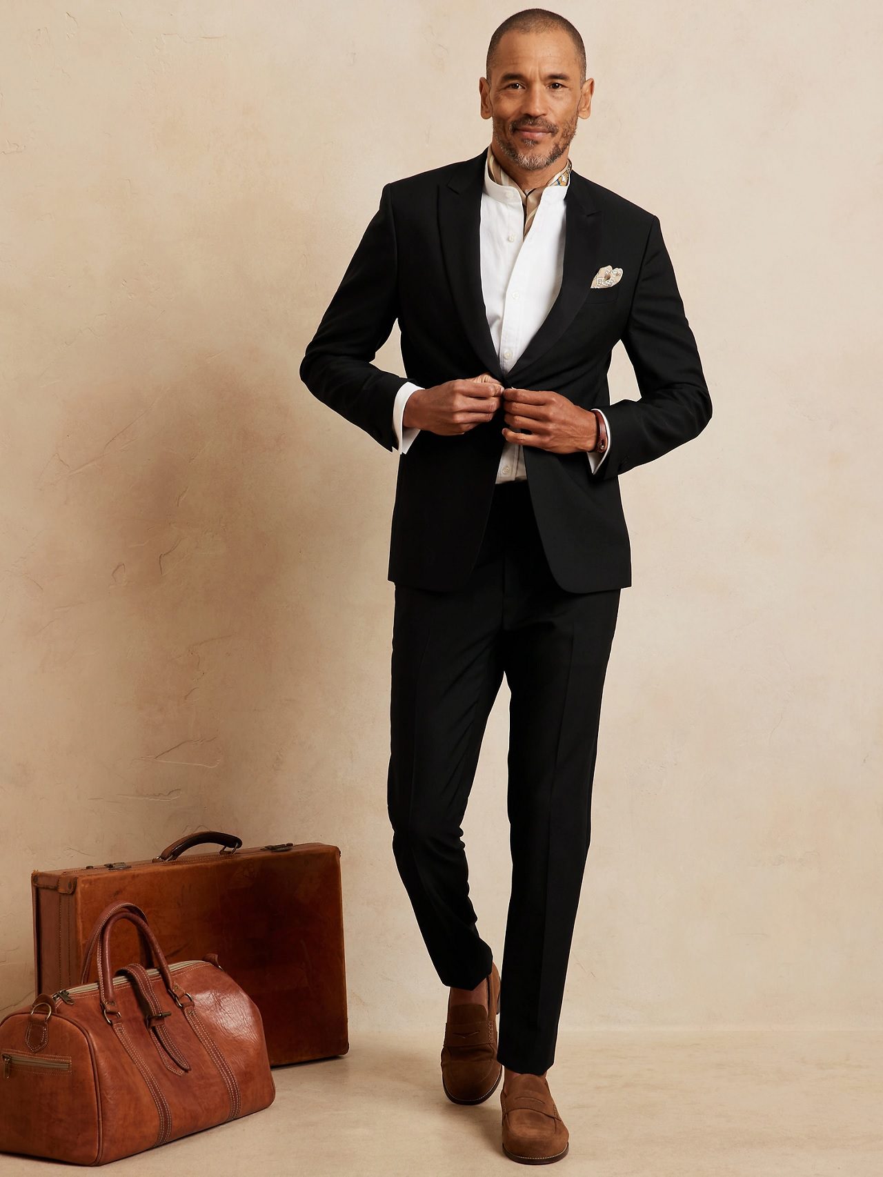 What Exactly Is a men’s tuxedo pants